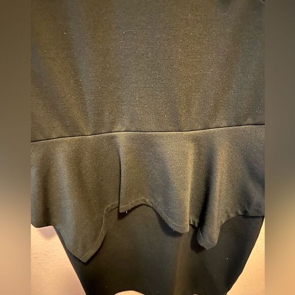 Beautiful black lace one piece dress - Picture 5 of 9